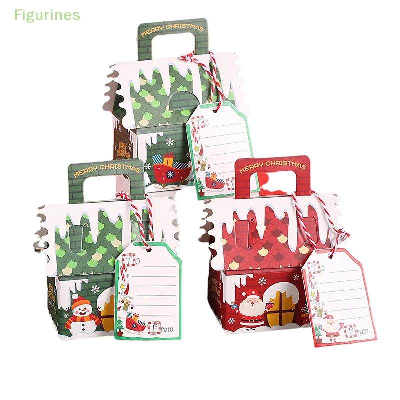 5Pcs 2024 Boldog Karácsonyt Ajándéktáskák Ház alakja Kraft papír cukorka Süti csomagoló dobozok Karácsonyfa medál parti dekoráció