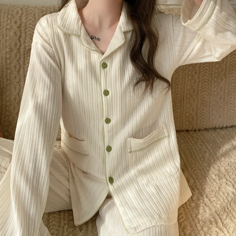 Egyszínű alkalmi pizsama szettek Női egymellű Japán stílusú lehajtható galléros hálóruha Tavaszi ősz rugalmas derék Háziruha