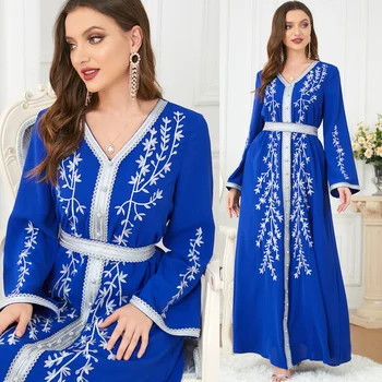 2023 Közel-Kelet Muszlim Abayat ruha Slim Fit Új kék bő hímzőköntös Femme Musulman Európában és Amerikában Nagykereskedelem