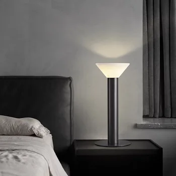 AiPaiTe skandináv rozsdamentes acél állólámpa, 175 cm-ig, fémfényű, nappaliba alkalmas, fiú hálószoba állólámpa.