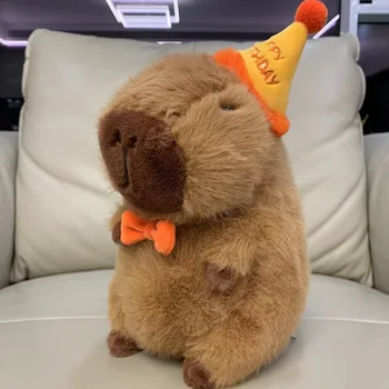 Capybara plüss baba Aranyos Capibara Anime bolyhos játék Kawaii plüss Boldog születésnapot baba ajándék barátnőnek Puha plüssállatok