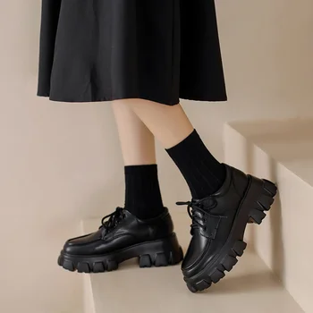 Női naplopók 2023 Új platform Mary Jane cipők divat Chunky sarok fekete fűzős női pumpák Lolita kerek lábujjú főiskolai cipő