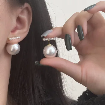 Super Big Moon Shape Személyiség Elegáns arany ezüst színű áttört C csapos fülbevaló nőknek Japán charms fülékszer ajándék