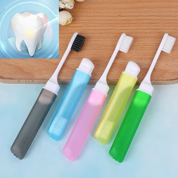 Színes hordozható összecsukható fogkefe Kültéri utazás Összecsukható műanyag ultrafinom puha sörtéjű fogkefe
