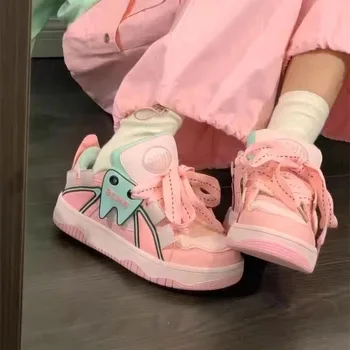 Női tornacipők 2023 Koreai platform sportcipők vulkanizálják a futást Kawaii Lolita cipők Rózsaszín Kawaii női cipők Lányok